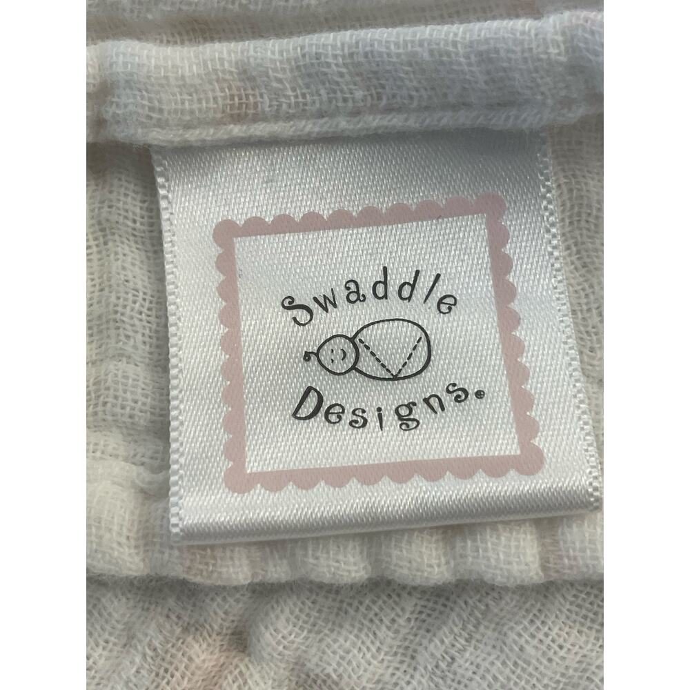 Swaddle Designs blanket/cloth white and pink butterflies 100% Cotton 37X41